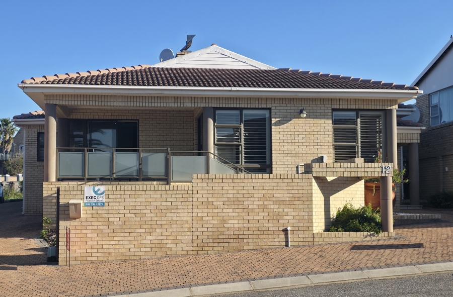 3 Bedroom Property for Sale in Wavecrest Eastern Cape